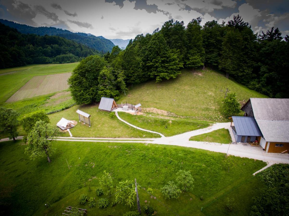 ラドヴリツァ Puzman Farm Glampingヴィラ エクステリア 写真
