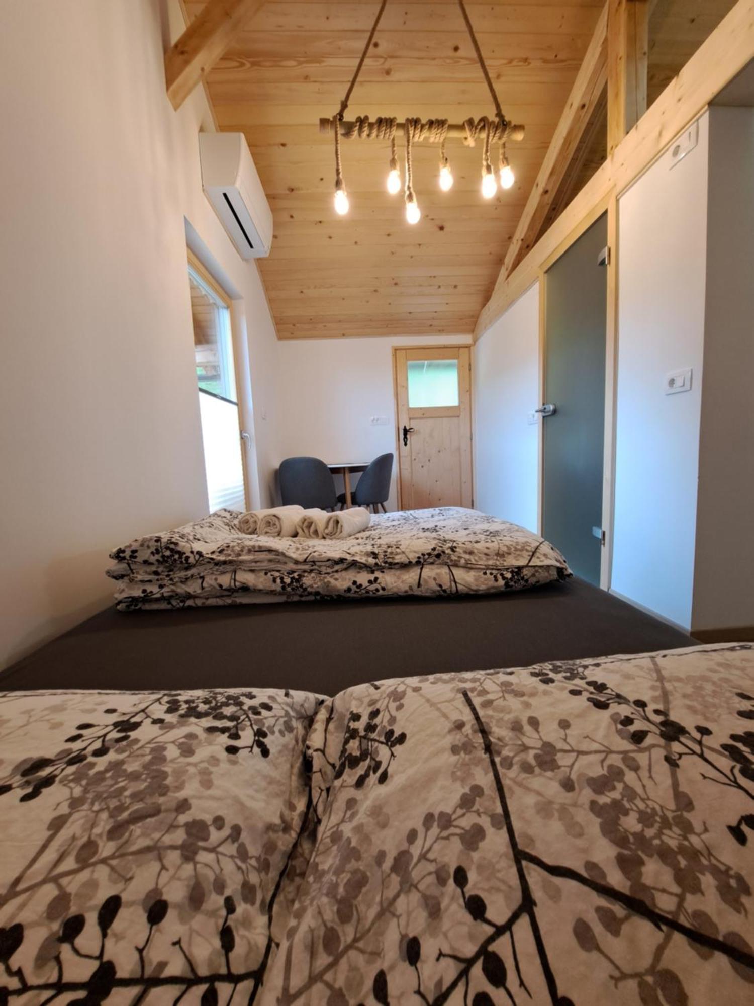 ラドヴリツァ Puzman Farm Glampingヴィラ エクステリア 写真
